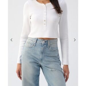 AMO Long Sleeve Top - sassy ribbed Henley